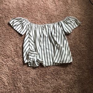 Off the shoulder short sleeve blouse